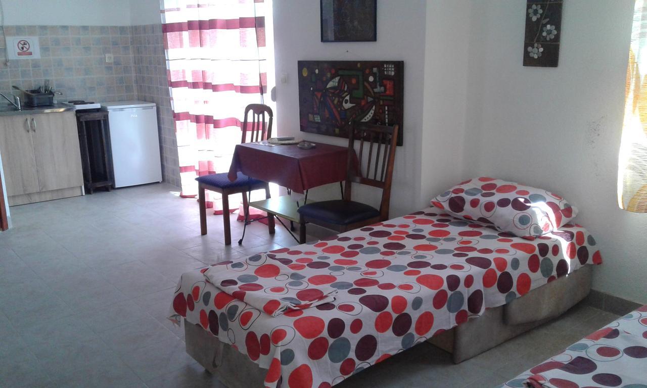 Danijela Apartmani Čanj Buitenkant foto